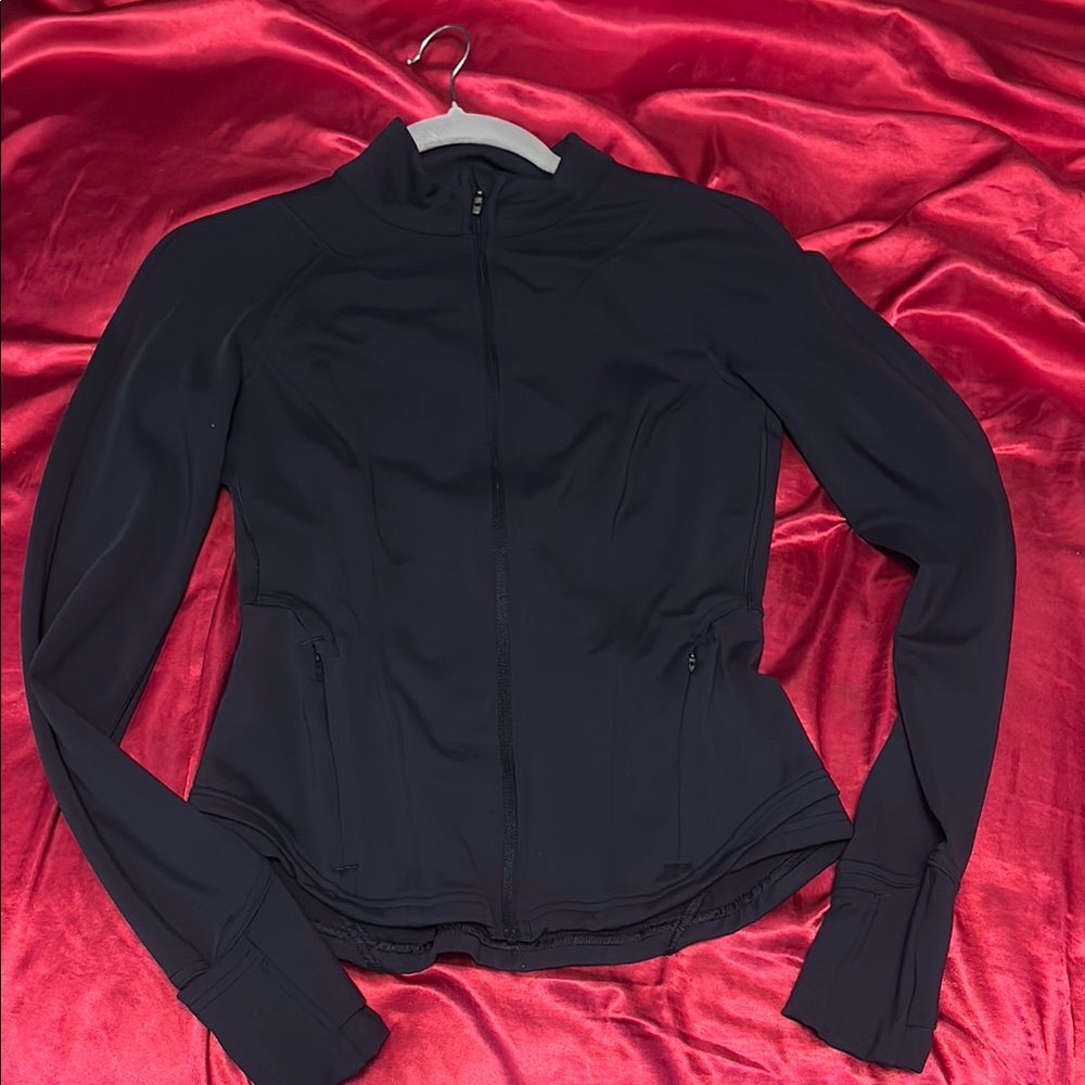 LULULEMON define jacket with corset style